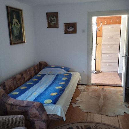 Villa Kuca Za Odmor Lesnica Brod na Kupi Exterior foto
